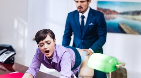 Hot secretary Jade Valentine fucks her boss & lets him cum in her mouth